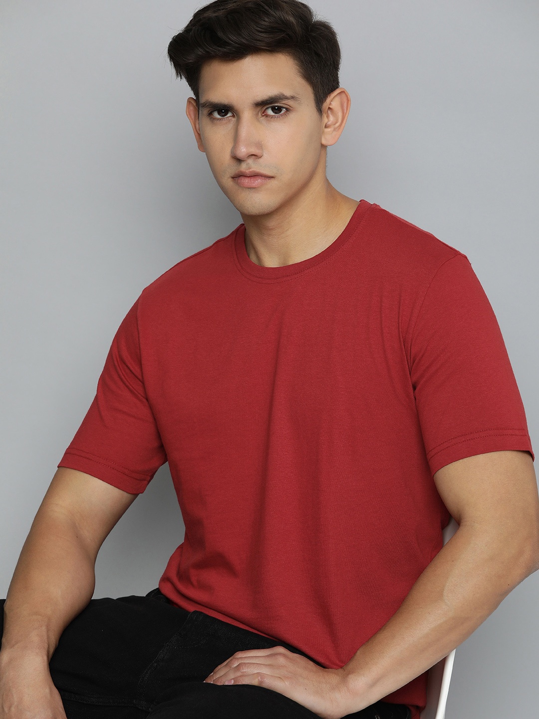 

ether Men Solid Regular Fit T-shirt, Red