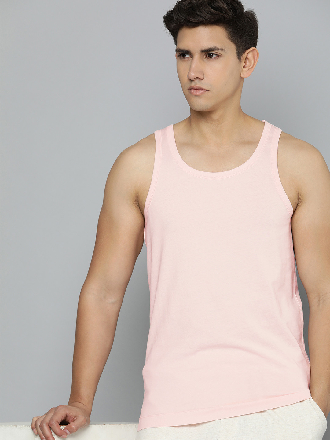 

ether Men Solid T-shirt, Pink