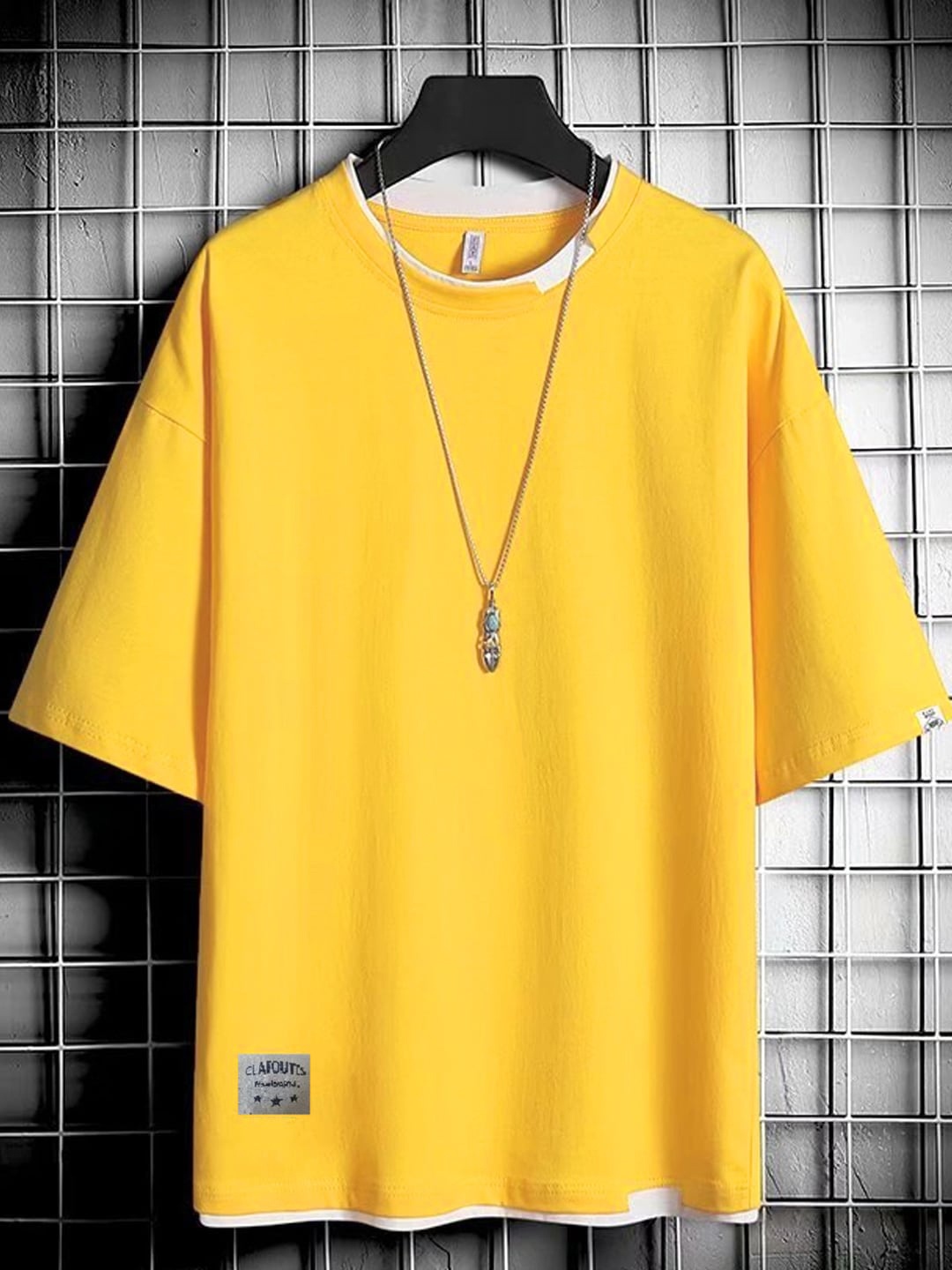 

CLAFOUTIS Round Neck Raw Edge T-shirt, Mustard