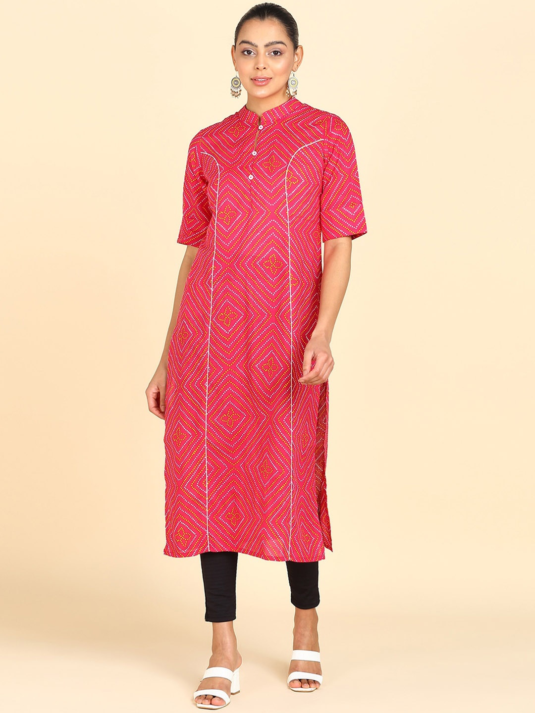 

ZNX Clothing Bandhani Printed Panelled Kurta, Pink