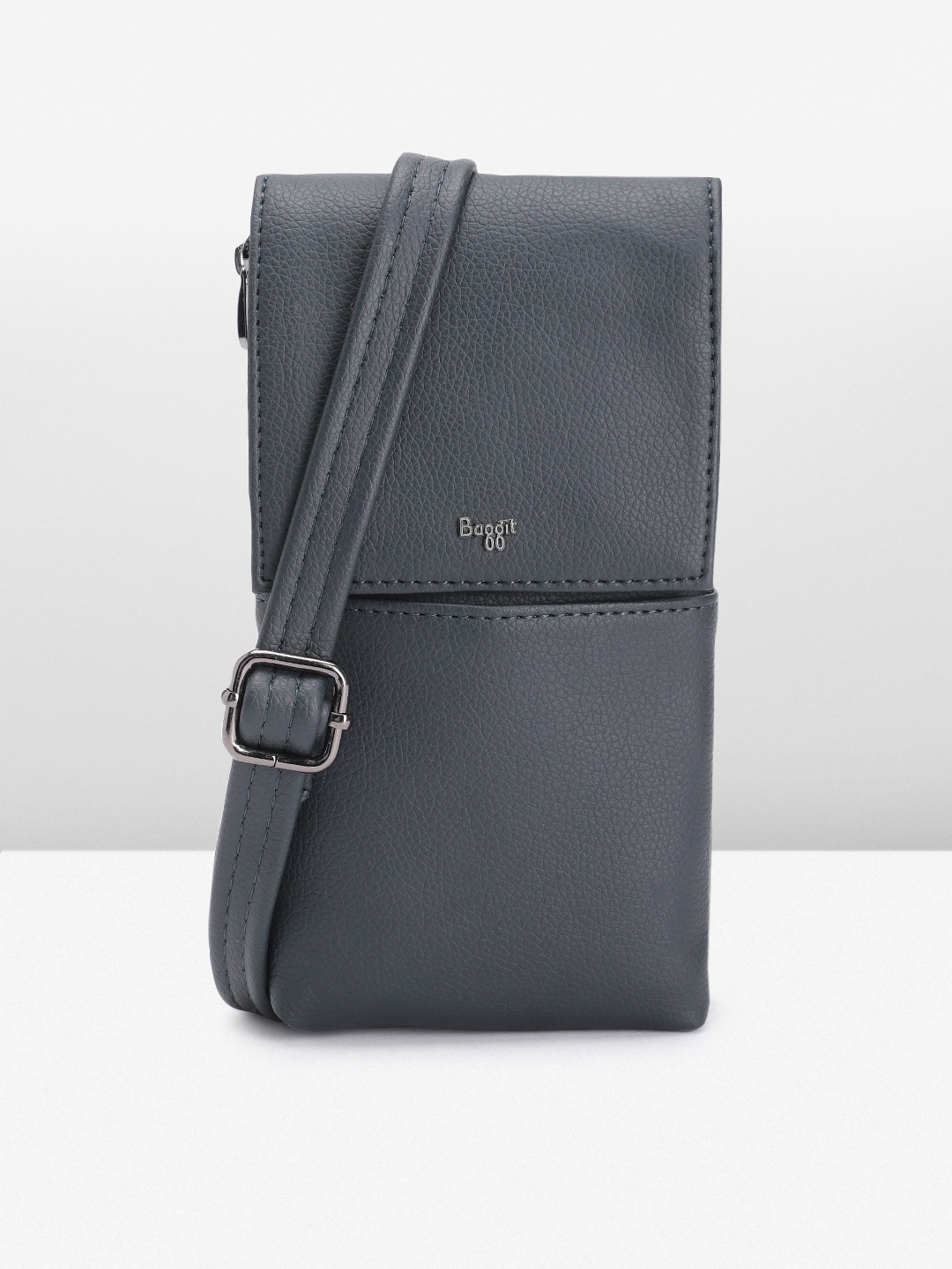 

Baggit Men Two Fold Wallet with Sling Strap, Navy blue