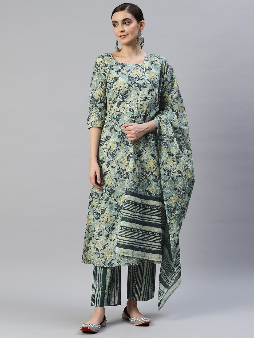 

Popnetic Women Green Floral Printed Pure Cotton Kurta with Trousers & With Dupatta