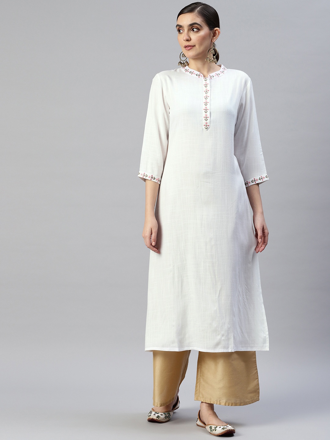 

Popnetic Floral Yoke Design Thread Work Kurta, White