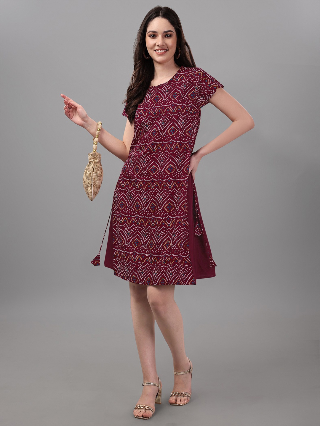 

Kinjo Short Sleeves Tie-Up Ethnic Motifs Printed A-Line Ethnic Dress, Maroon