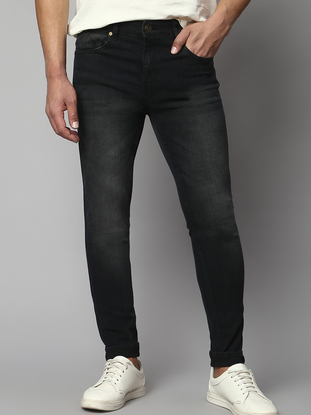 

Dennis Lingo Men Slim Fit Light Fade Stretchable Jeans, Black