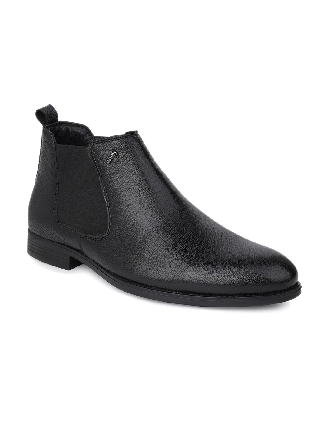 

One8 Men Textured Leather Chelsea Boots, Black