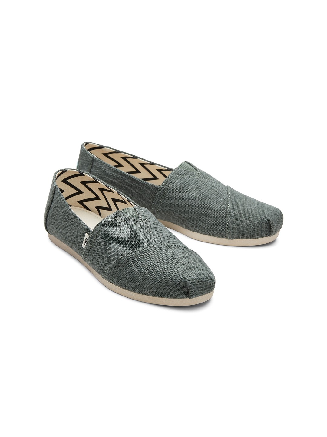 

TOMS Women Lightweight Canvas Slip-on Espadrilles, Green