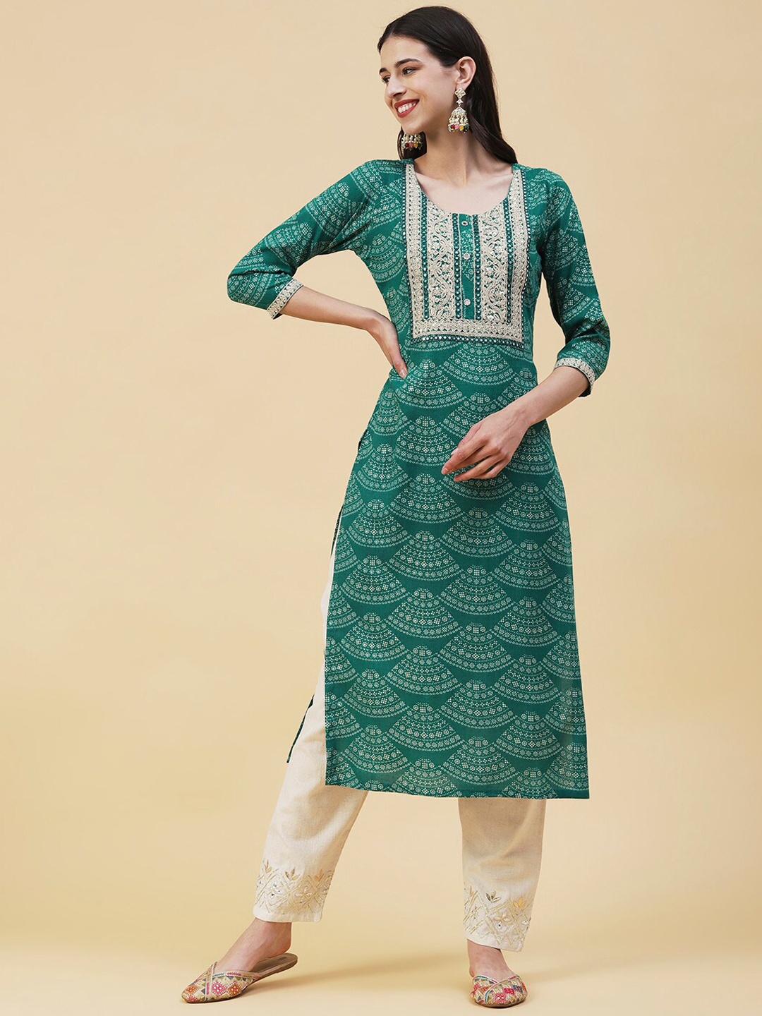 

FASHOR Ethnic Motifs Printed Mirror Work Kurta, Green