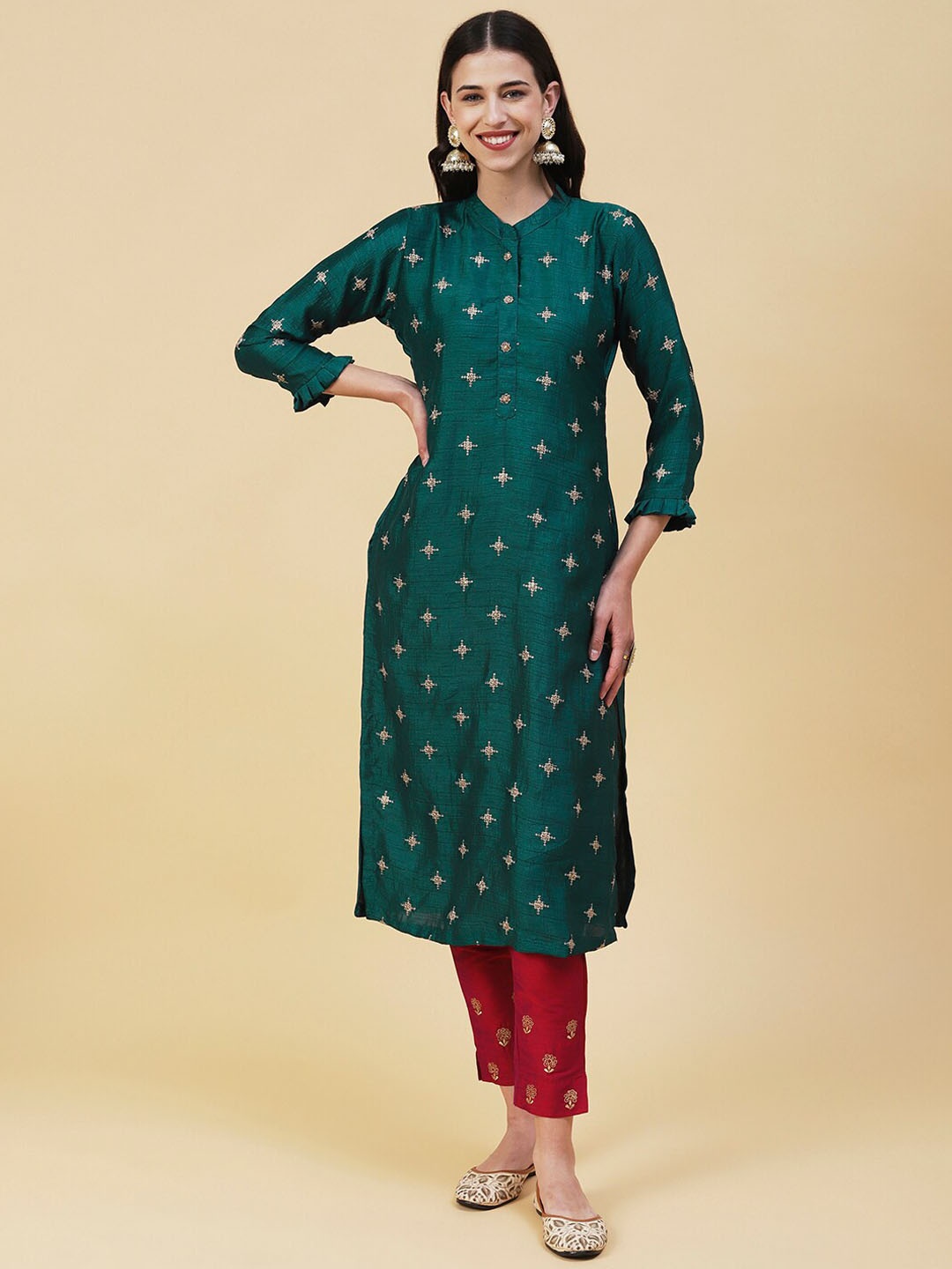 

FASHOR Floral Embroidered Thread Work Kurta, Green