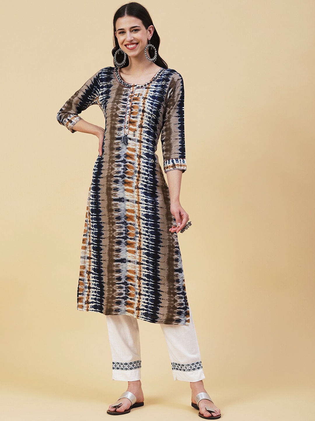 

FASHOR Mirror Work Abstract Printed Straight Kurta, Blue