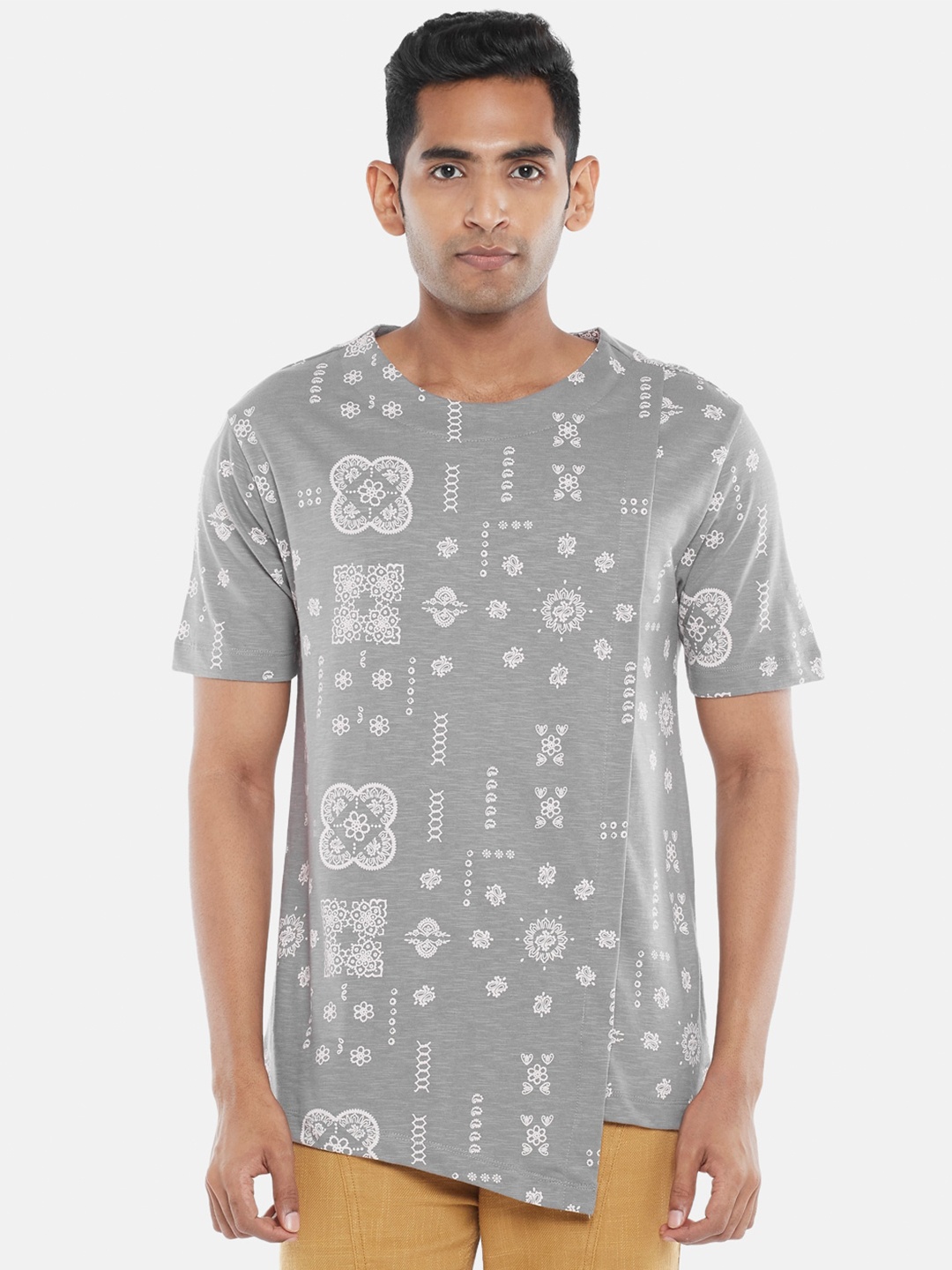 

7 Alt by Pantaloons Floral Printed Cotton Asymmetric Relaxed Fit T-shirt, Grey