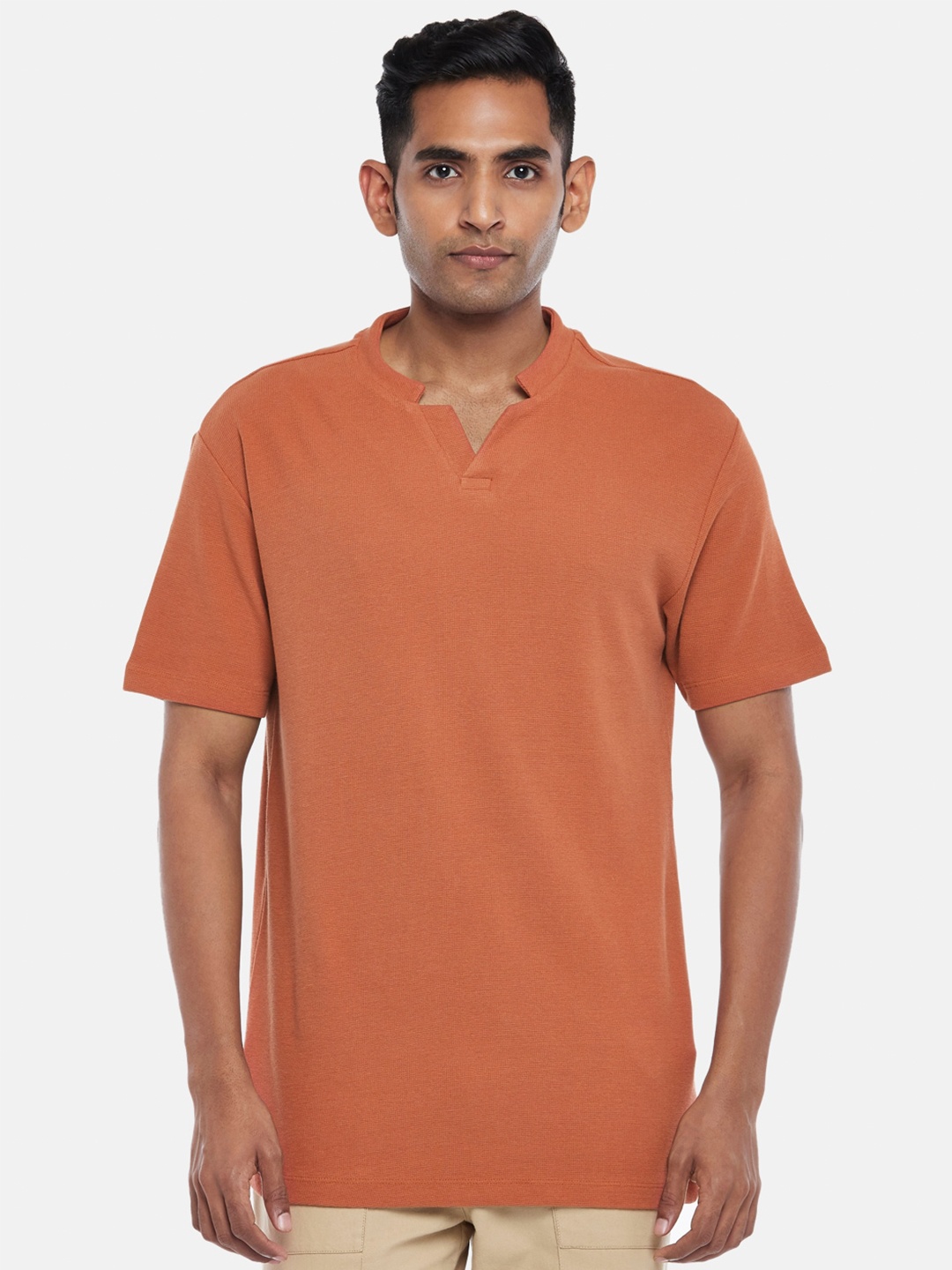

7 Alt by Pantaloons Band Collar Short Sleeves Cotton T-shirt, Red