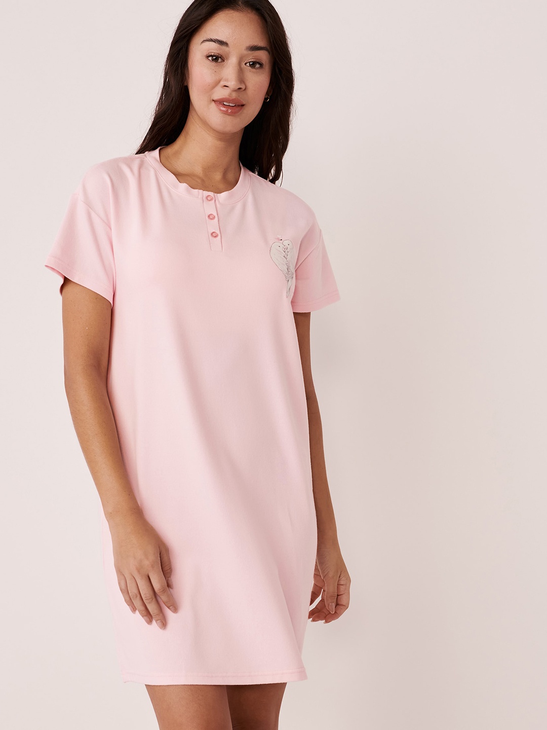 

La Vie en Rose Round Neck Nightdress, Pink