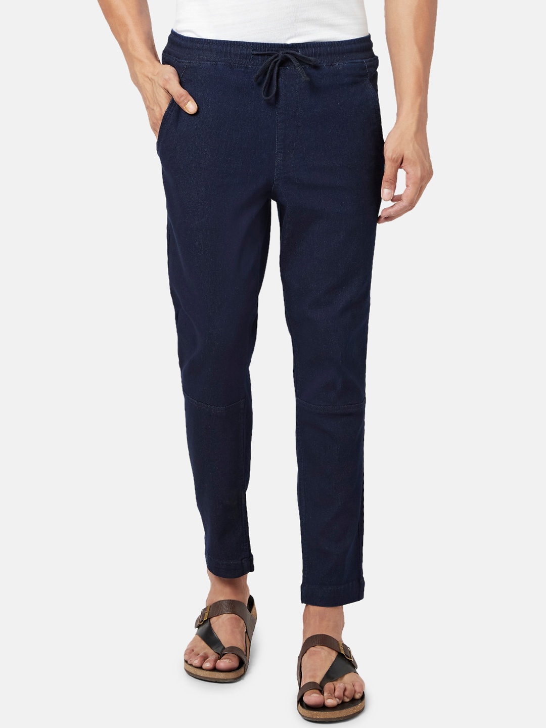 

7 Alt by Pantaloons Men Solid Cotton Mid Rise Denim Trousers, Navy blue