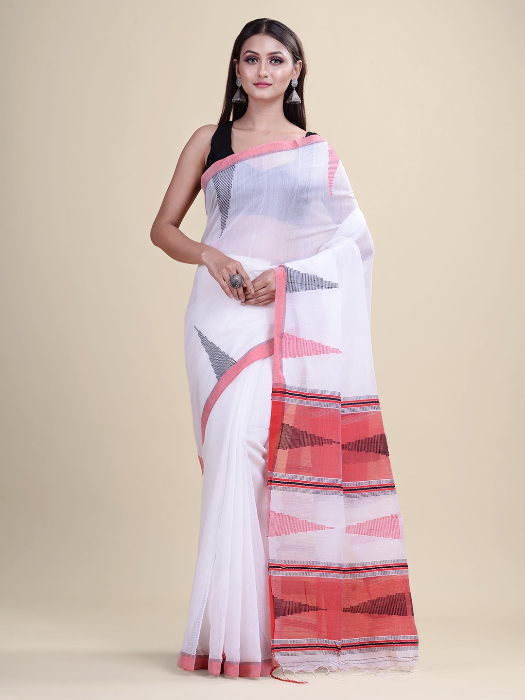 

Laa Calcutta Woven Design Pure Cotton Saree, White