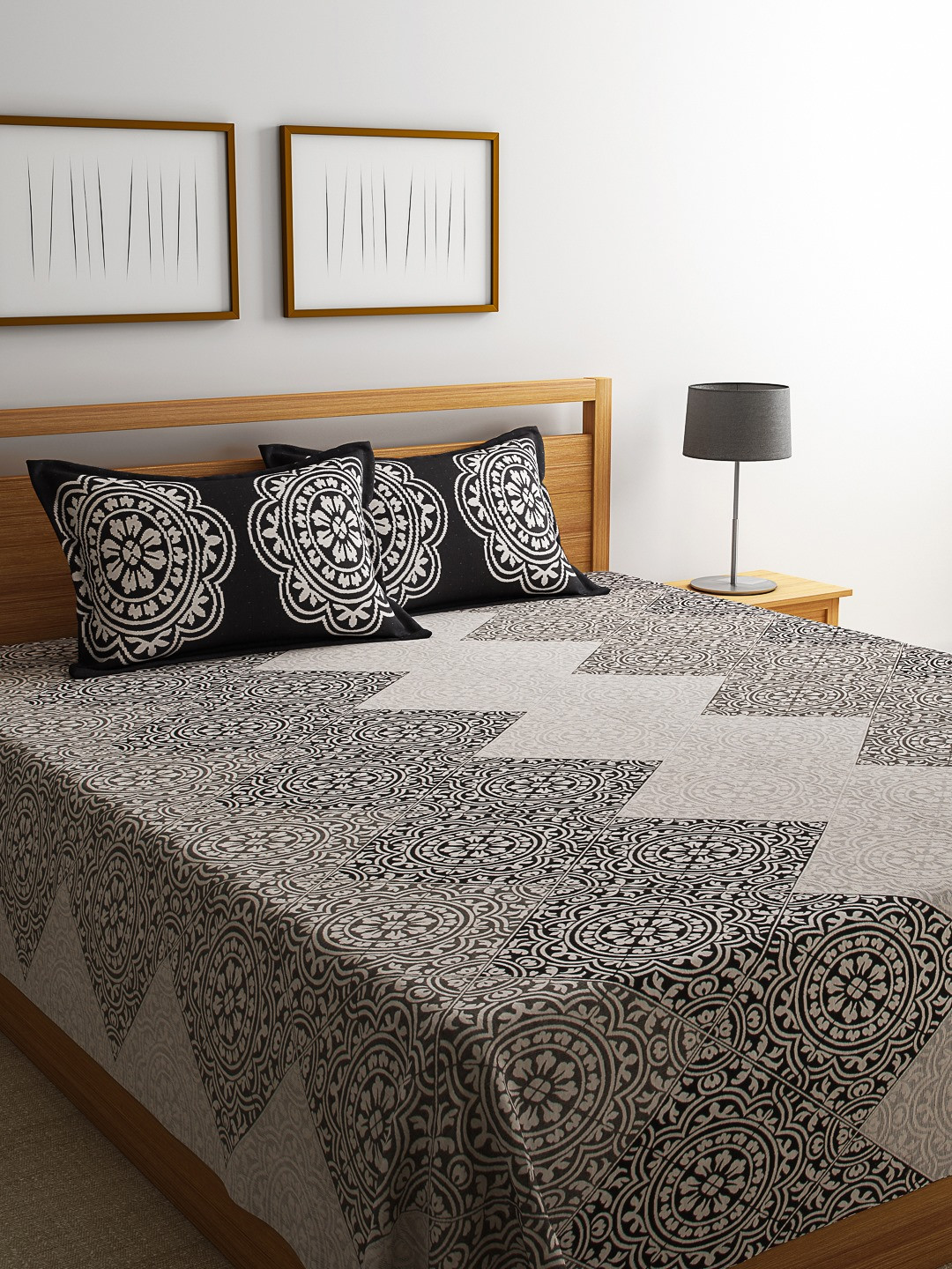

ROMEE Black Woven Design Polycotton Double Bed Cover with 2 Pillow Covers