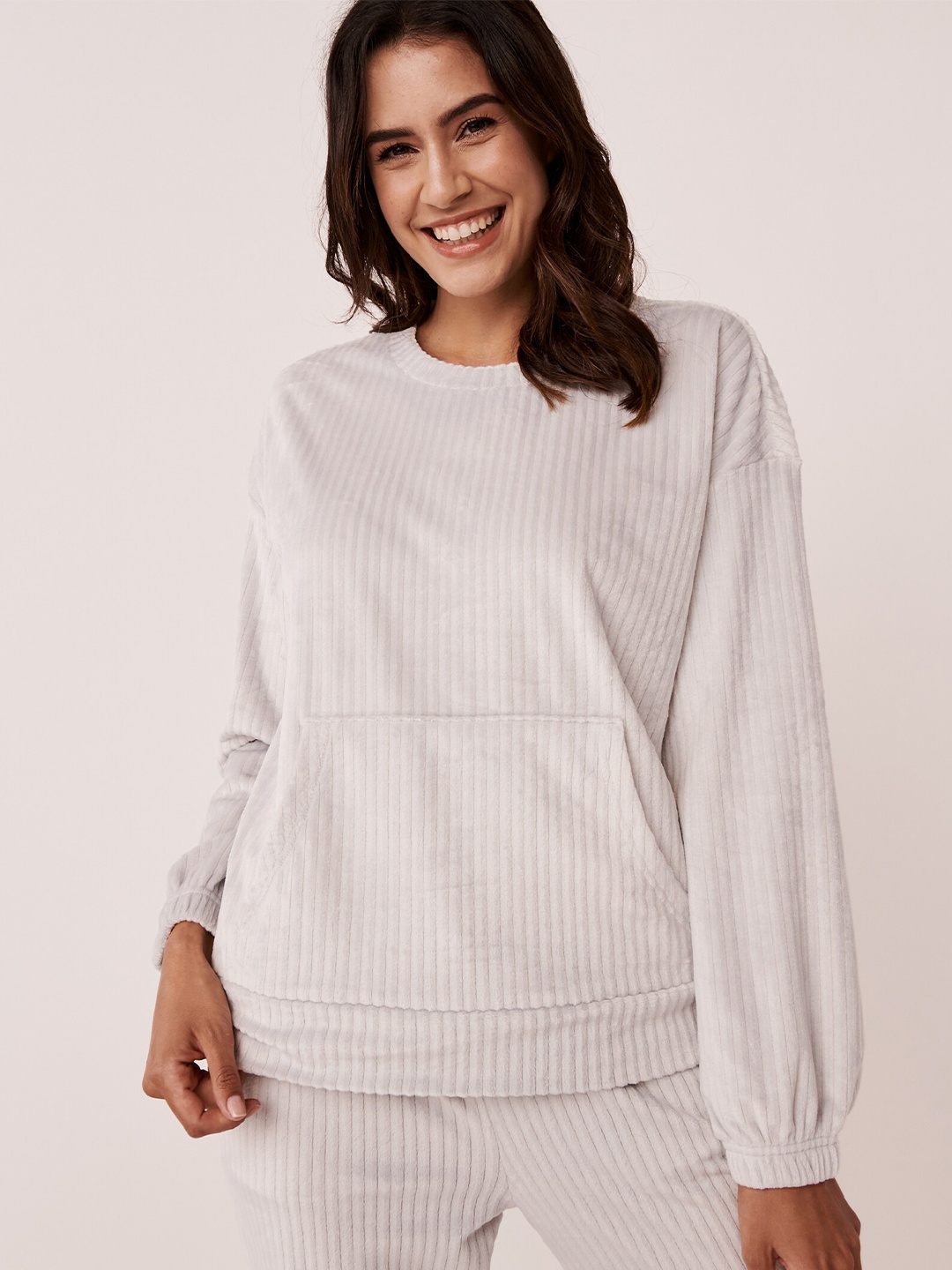 

La Vie en Rose Round Neck Ribbed T-Shirt, Cream