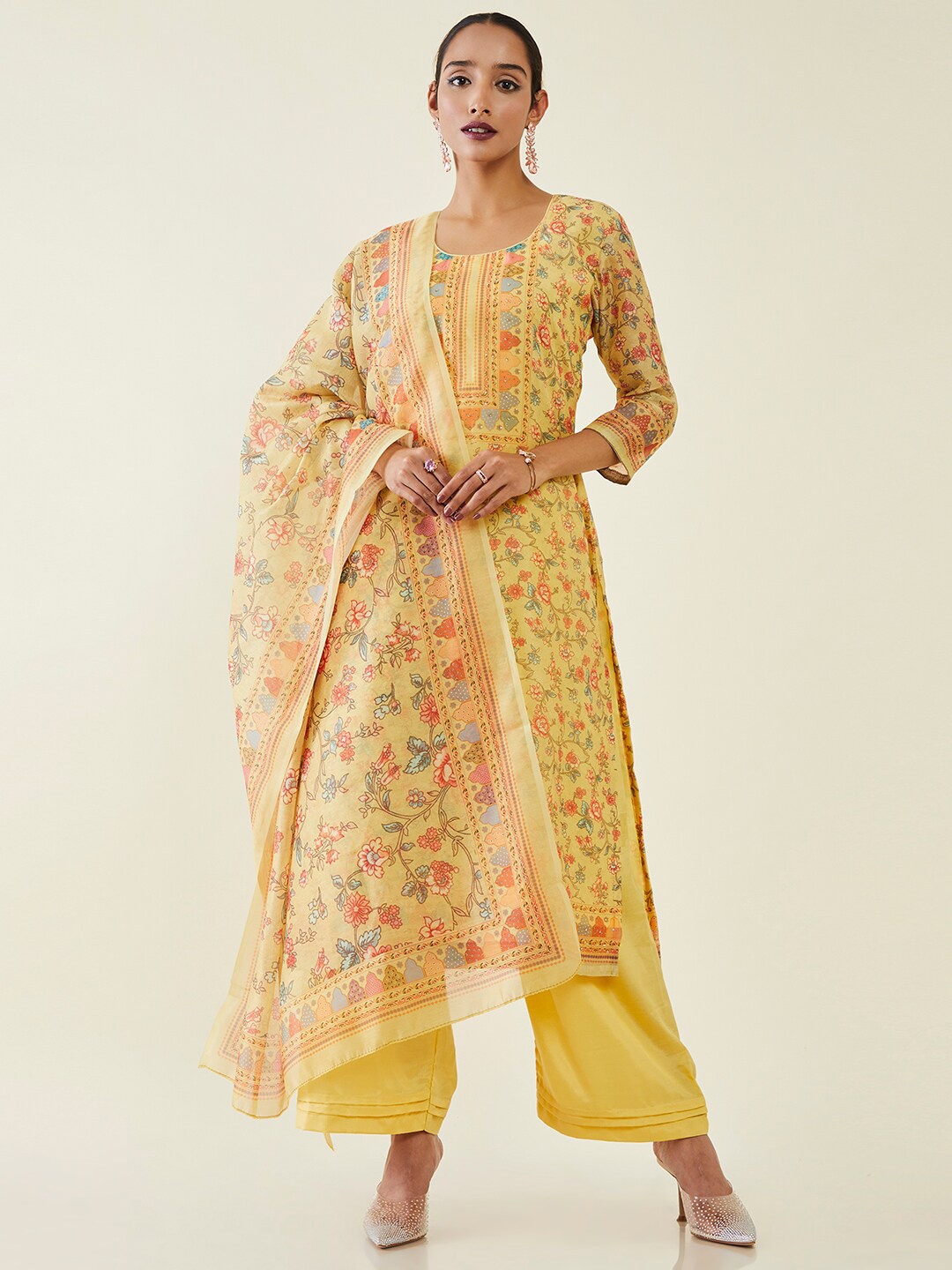 

Soch Floral Printed Pure Silk Unstitched Dress Material, Yellow
