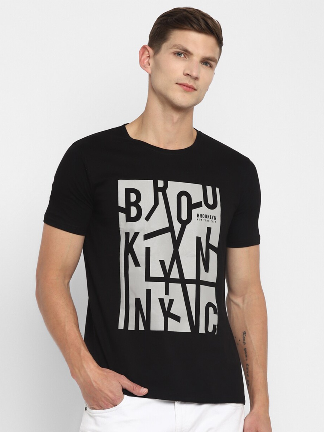 

appulse Typography Printed Cotton T-shirt, Black