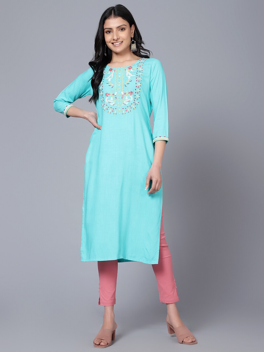 

Bani Women Floral Embroidered Kurta, Blue