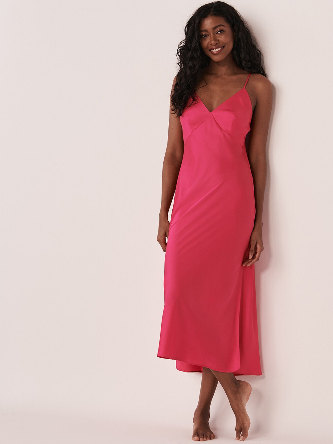 

La Vie en Rose Shoulder Straps Nightdress, Fuchsia