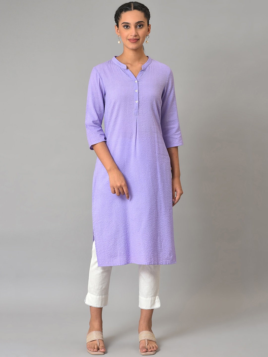 

Aurelia Women Purple Solid Cotton Blend Straight Kurta