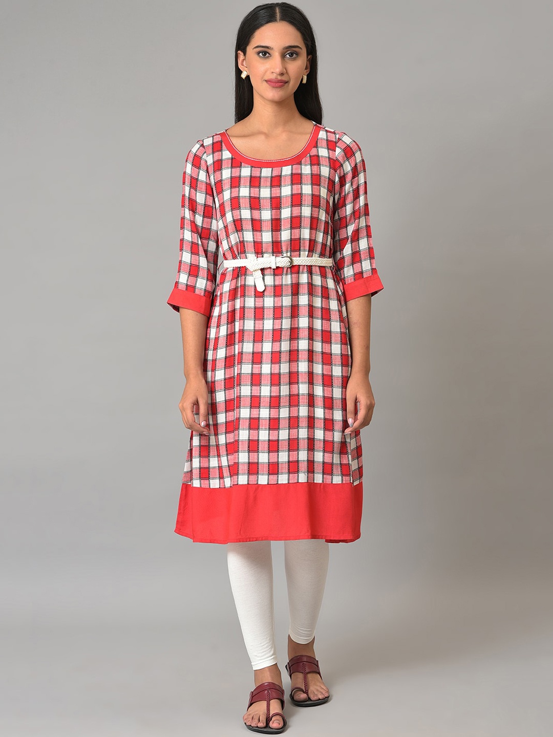 

AURELIA Checked Knee Length A-Line Kurta, Red