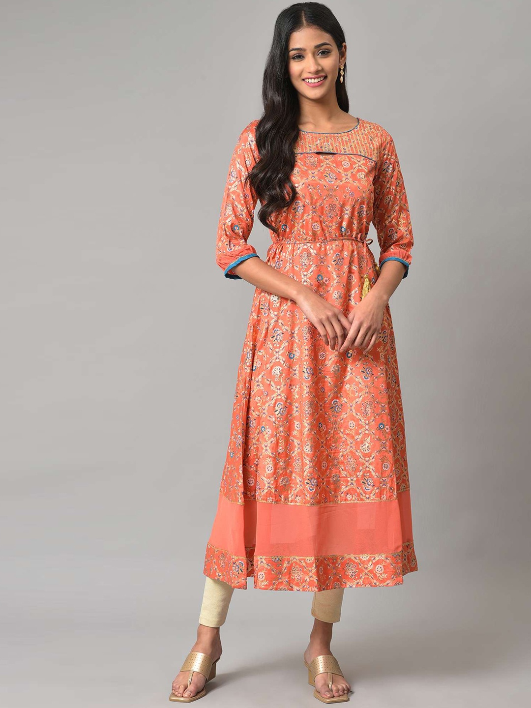 

AURELIA Keyhole Neck Floral Printed Anarkali Kurta, Peach