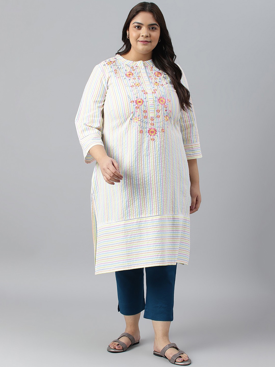 

AURELIA Plus Size Striped Mandarin Collar Thread Work Pure Cotton Kurta, Off white