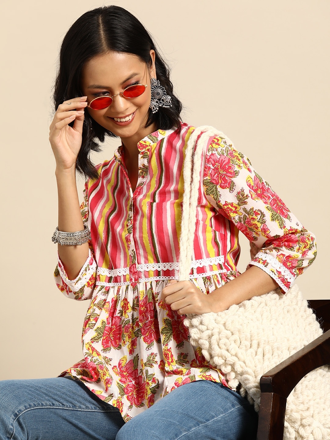 

Sangria Pure Cotton Floral Print Mandarin Collar A-Line Top, White