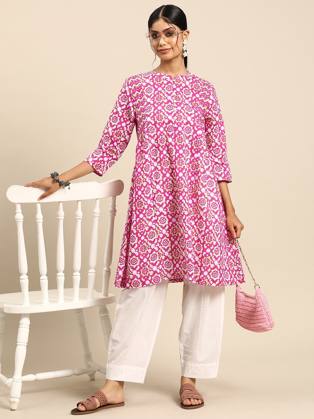 

Sangria Pure Cotton Ethnic Printed Kurta, Pink