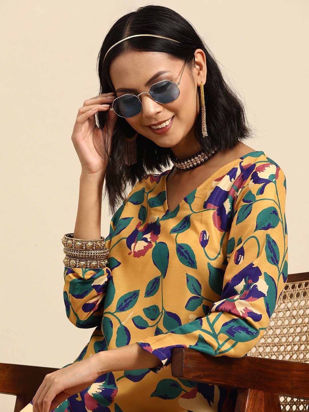 

Sangria Floral Print Kurta, Mustard