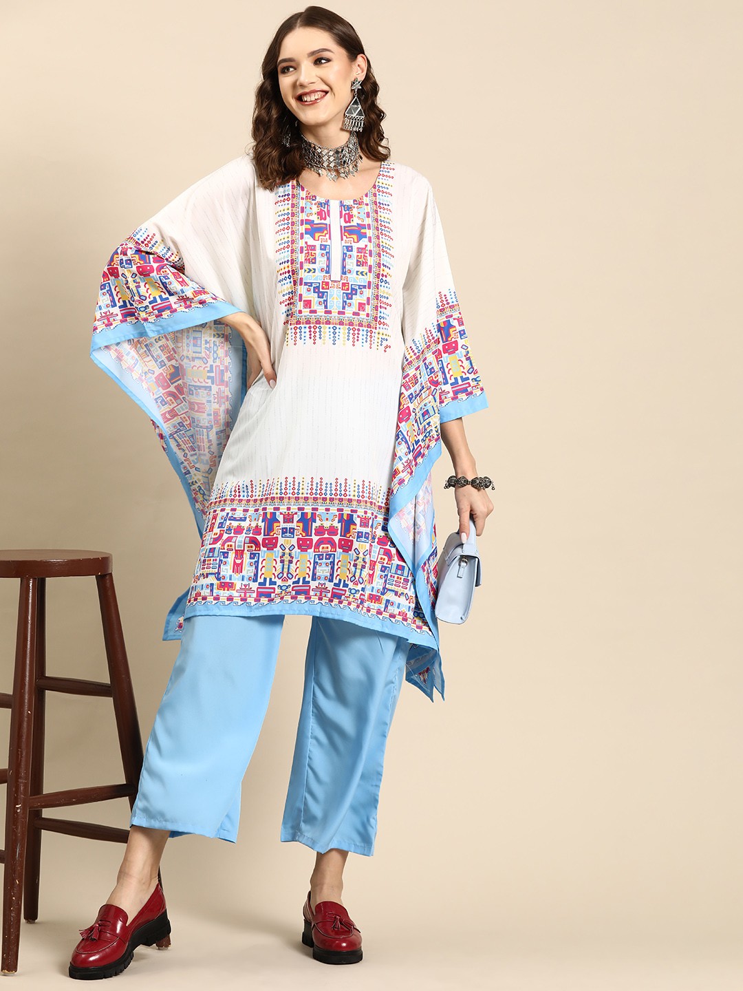 

Sangria Women Ethnic Motifs Printed Kaftan Kurta with Trousers, White