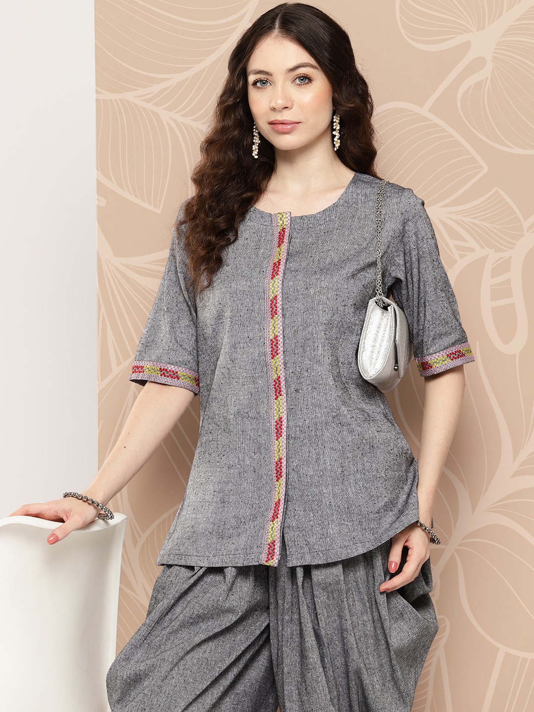 

Sangria Thread Work Kurti with Patiala, Charcoal