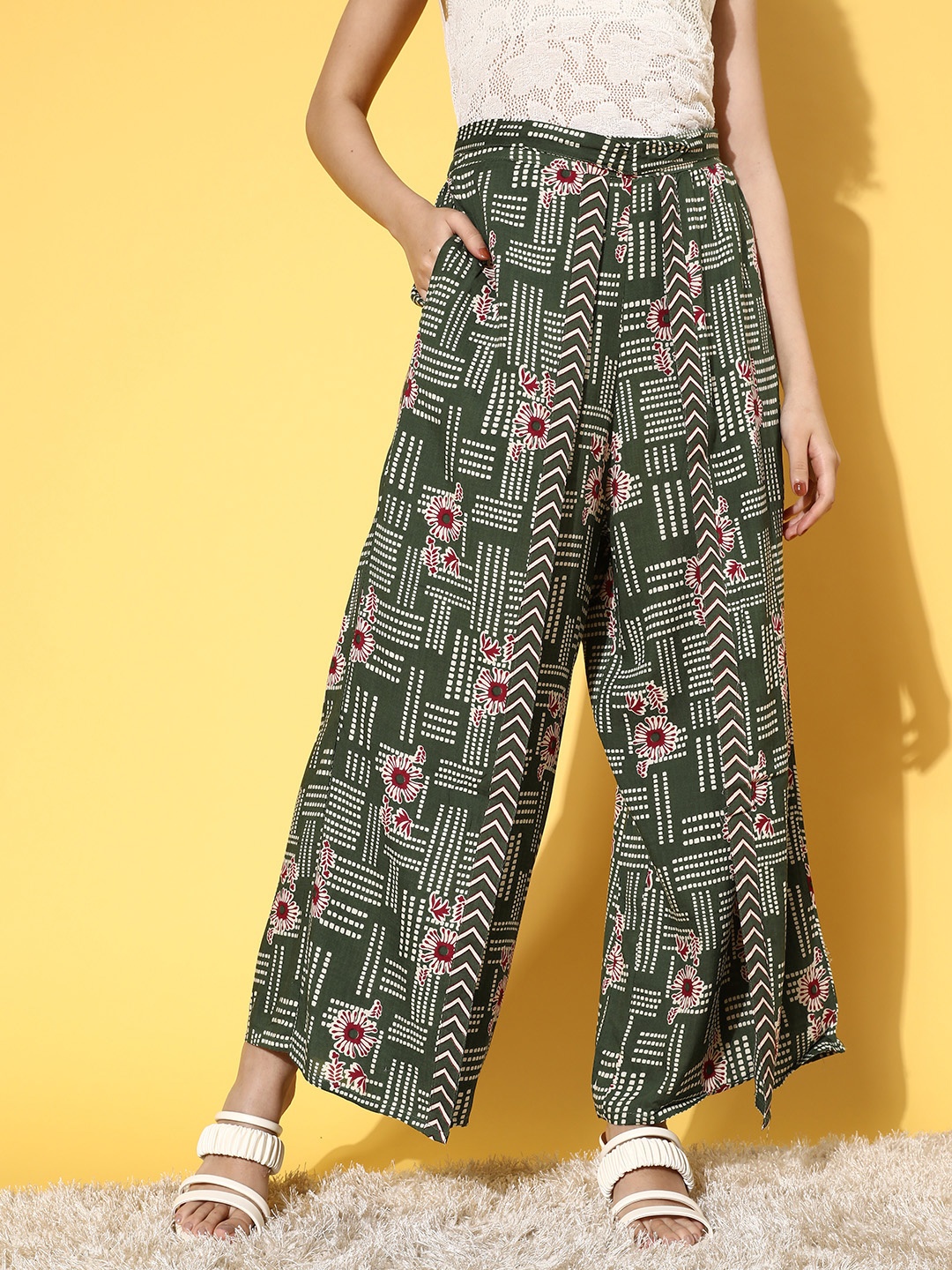 

Sangria Women Ethnic Motifs Printed Flared Trousers, Green