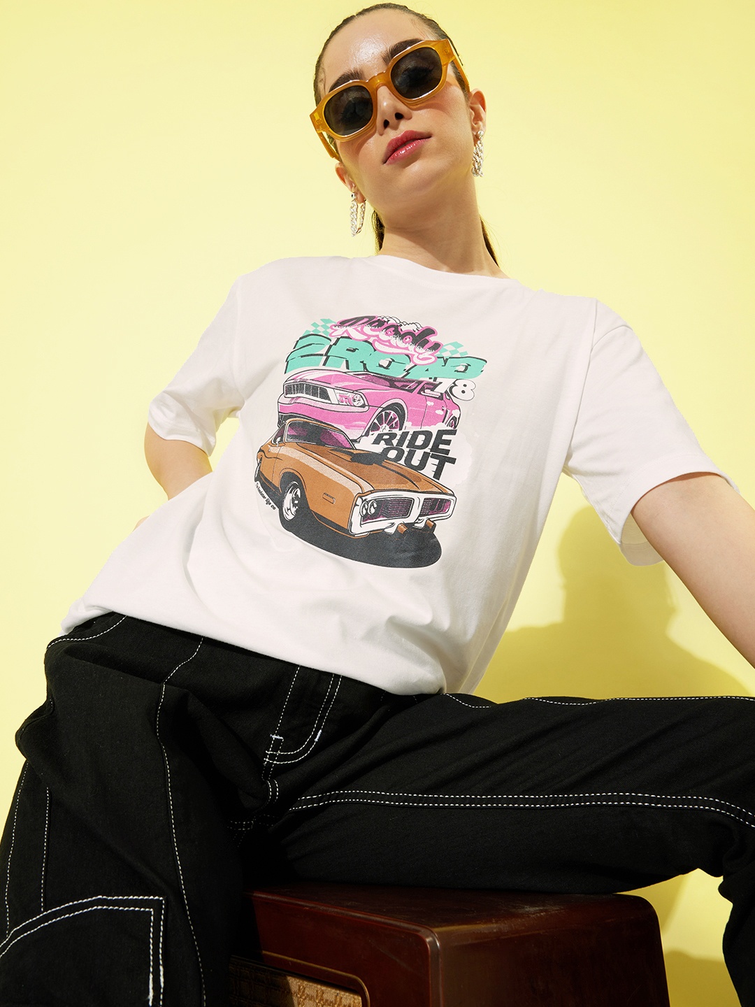 

The Roadster Life Co. Powder White 90's Hollaback Poster Graphics Printed T-shirt