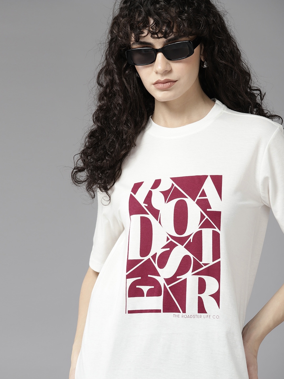 

The Roadster Lifestyle Co. Brand Logo Print Oversized Drop-Shoulder Sleeves T-shirt, White