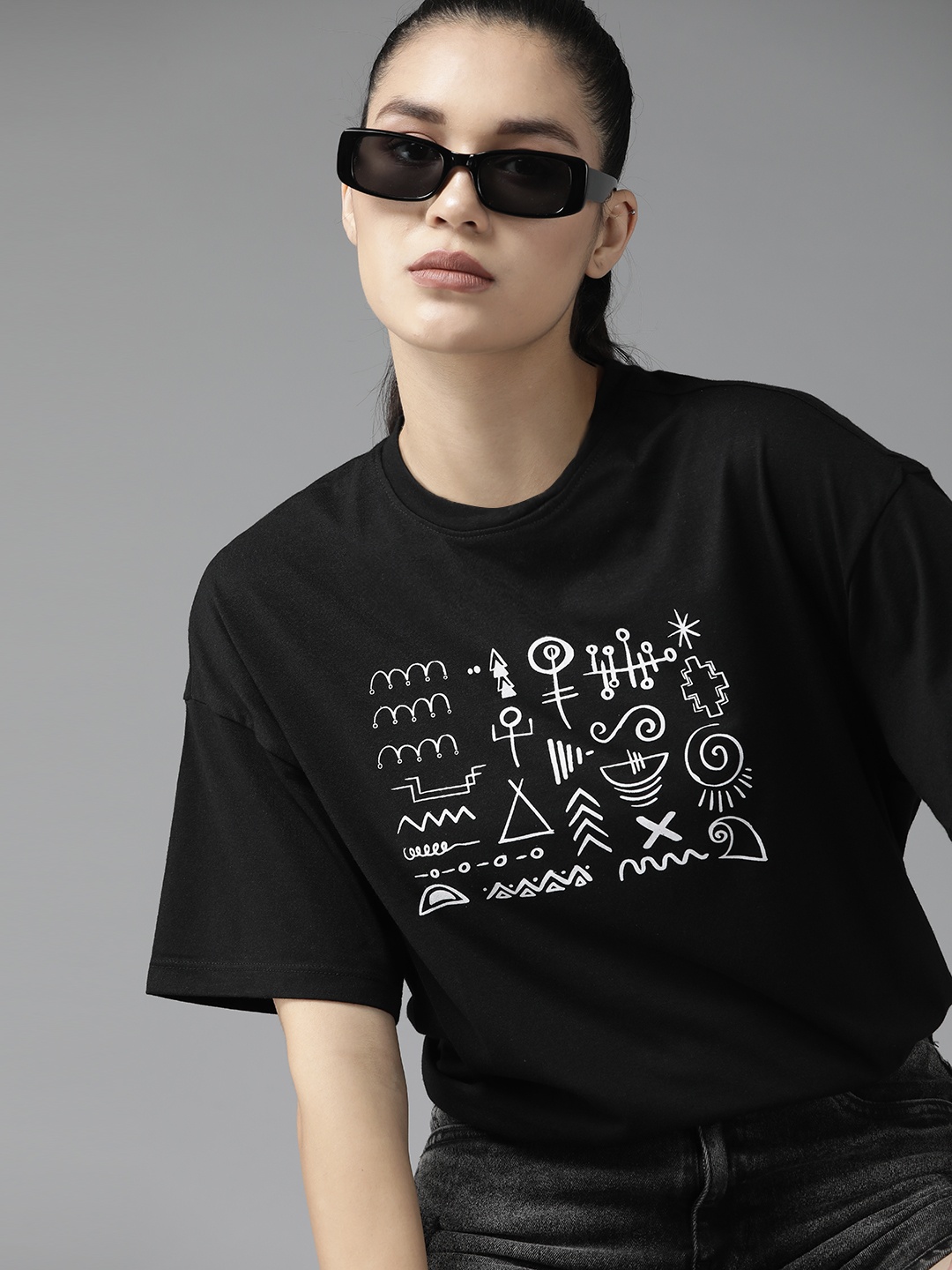 

The Roadster Lifestyle Co. Women Conversational Print T-shirt, Black