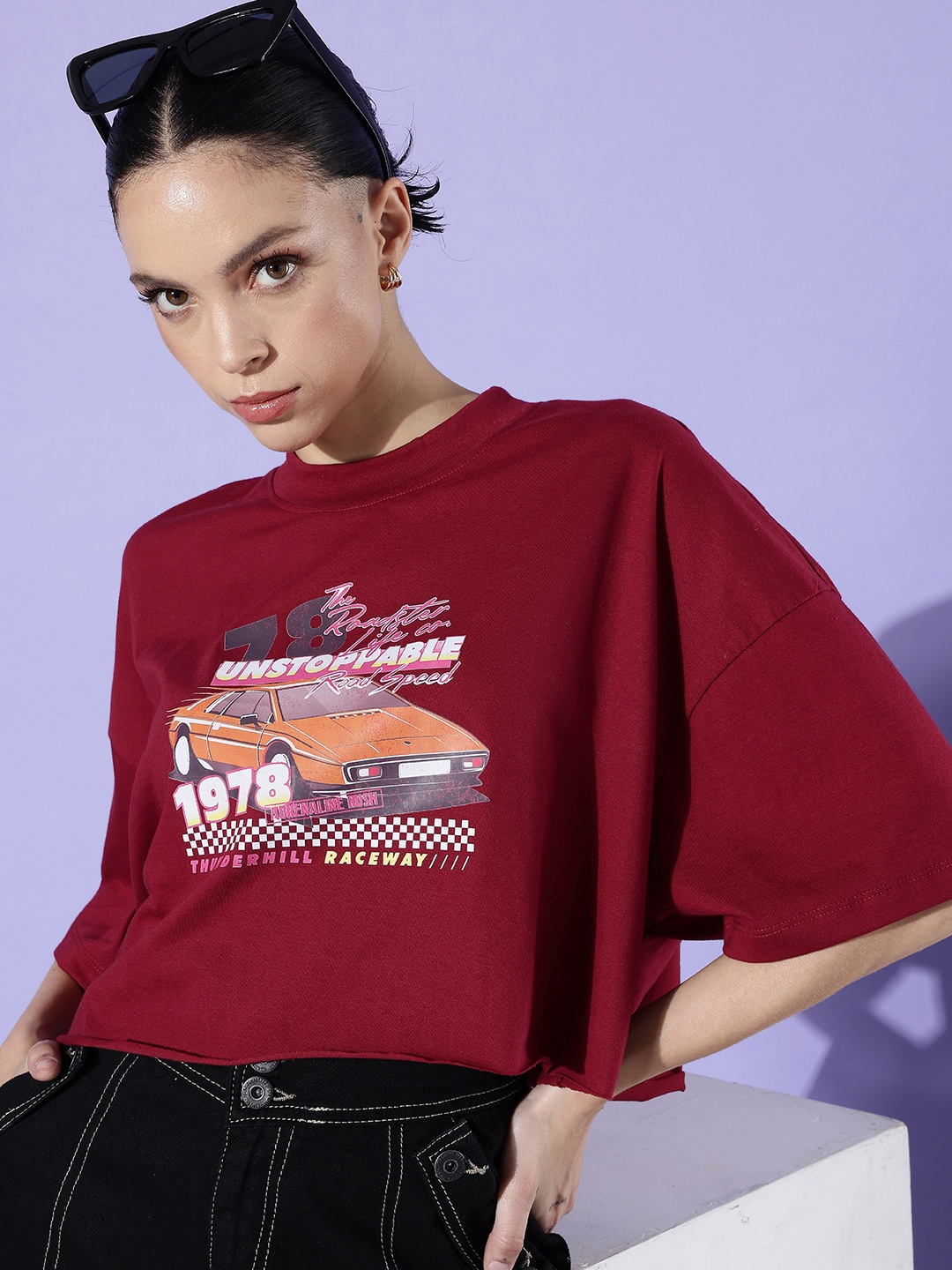 

The Roadster Life Co. Blush Maroon 90's Hollaback Poster Graphics Printed Boxy T-shirt