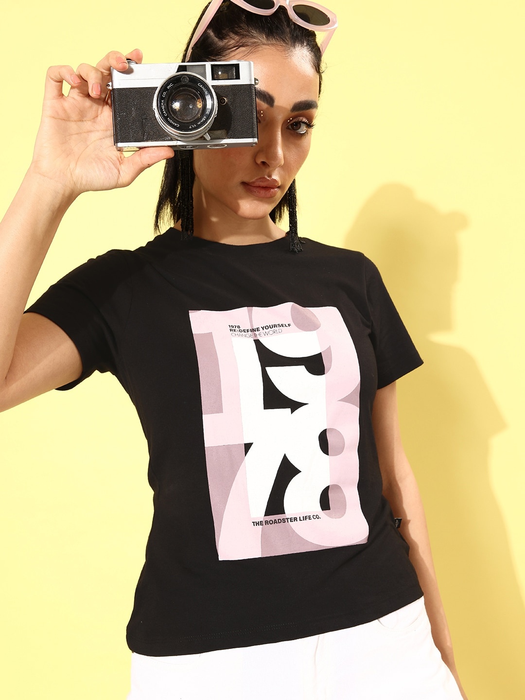 

The Roadster Life Co. Jet Black Hollaback Poster Graphics Printed T-shirt
