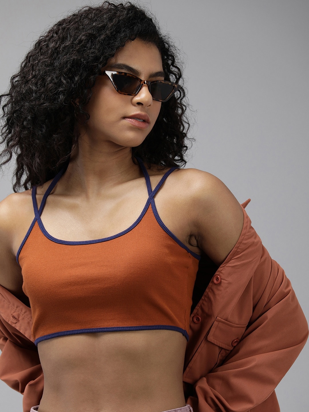 

The Roadster Lifestyle co. Ribbed Solid Crop Top With Contrast Tie-Ups, Rust