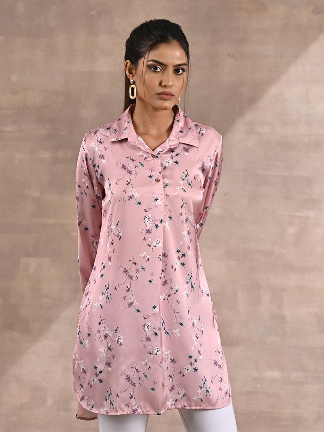 

Lakshita Floral Printed Satin Casual Shirt, Pink