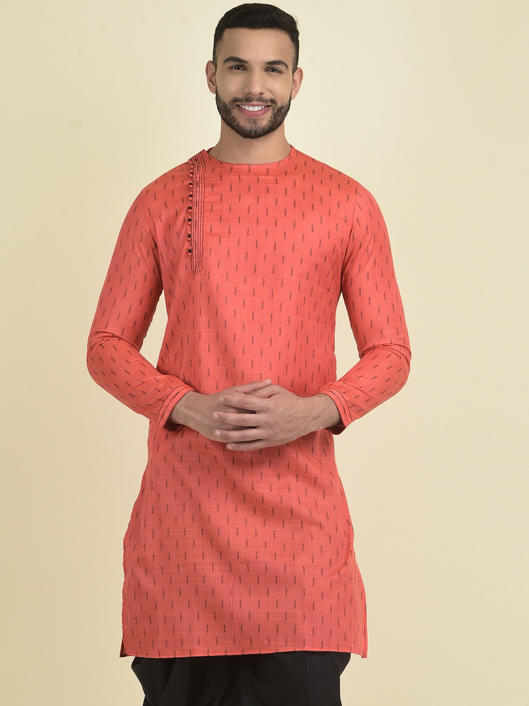 

DEYANN Woven Design Pure Cotton Straight Kurta, Red