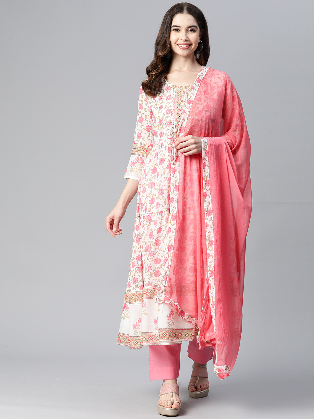 

Readiprint Fashions Floral Printed Sequinned Pure Cotton Kurta with Palazzos & Dupatta, Pink