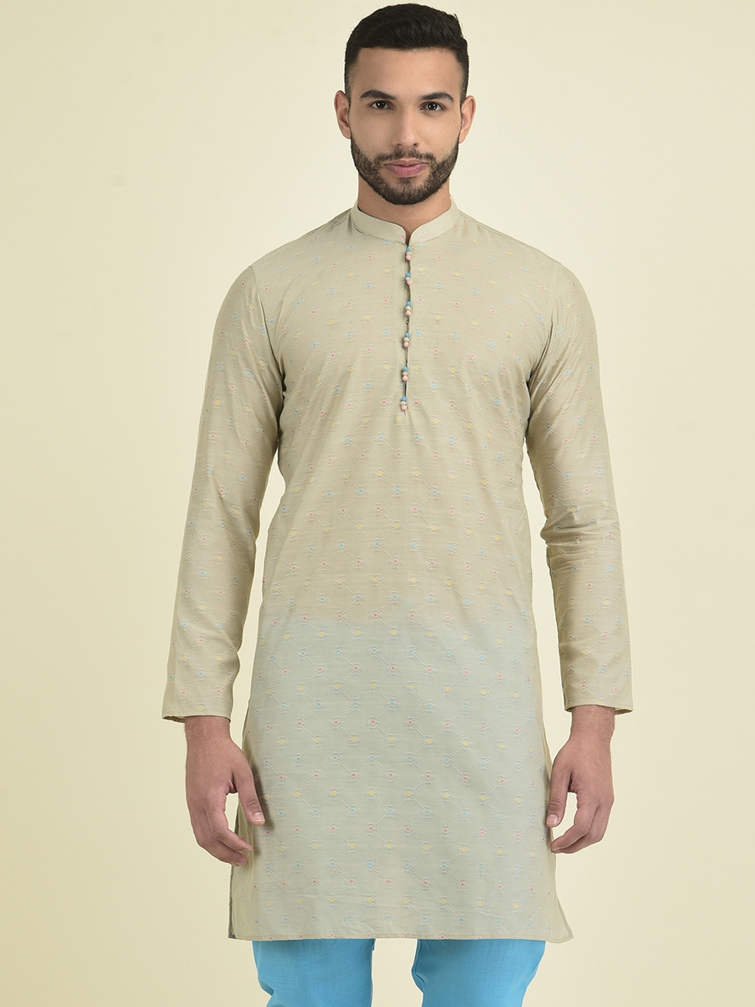 

DEYANN Thread Work Mandarin Collar Woven Design Jacquard Kurta, Cream