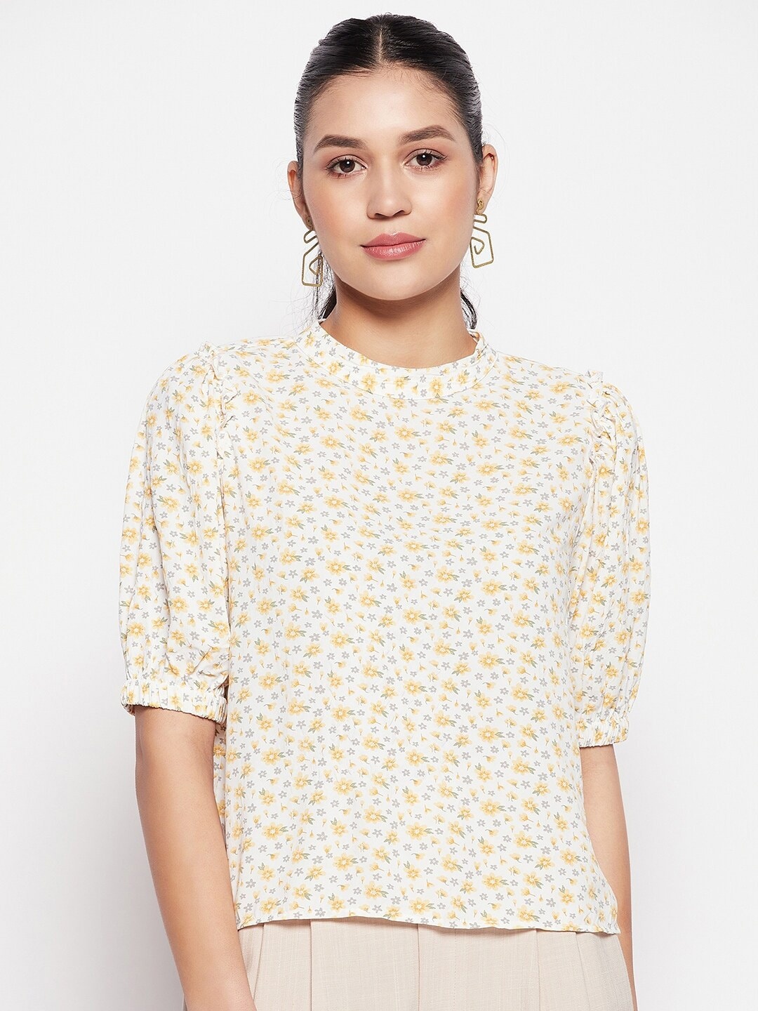 

Madame Hight Neck Puff Sleeves Floral Print Top, Yellow