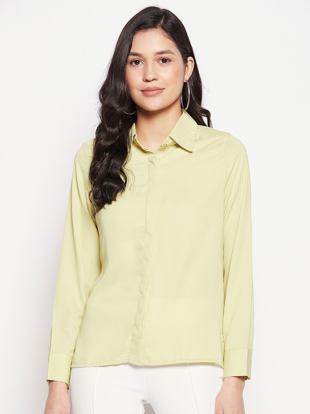 

Madame Spread Collar Regular Casual Shirt, Green