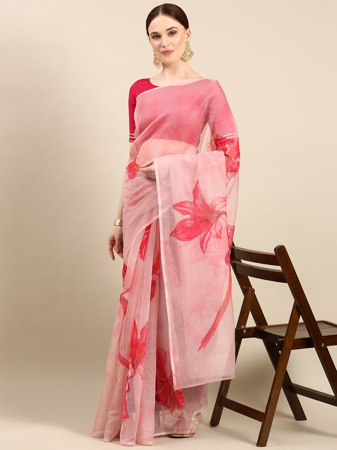 

LOOKNBOOK ART Floral Foil Printed Organza Saree, Pink