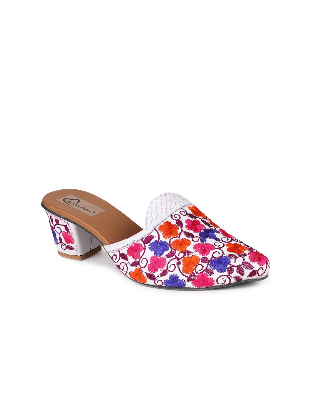 

The Desi Dulhan Woven Design Pointed Toe Block Heels Mules, White