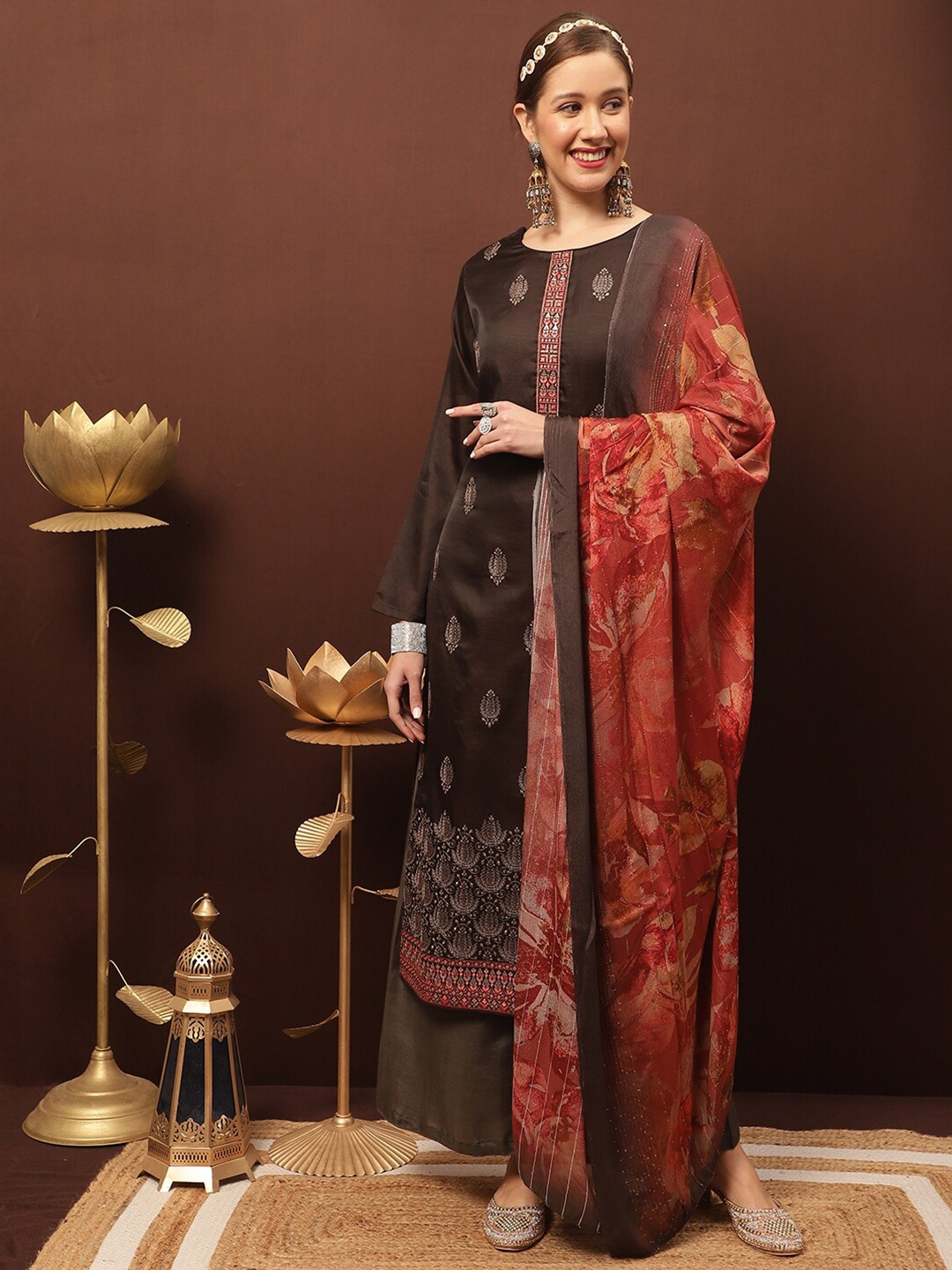 

Stylee LIFESTYLE Printed Pure Silk Unstitched Dress Material, Brown
